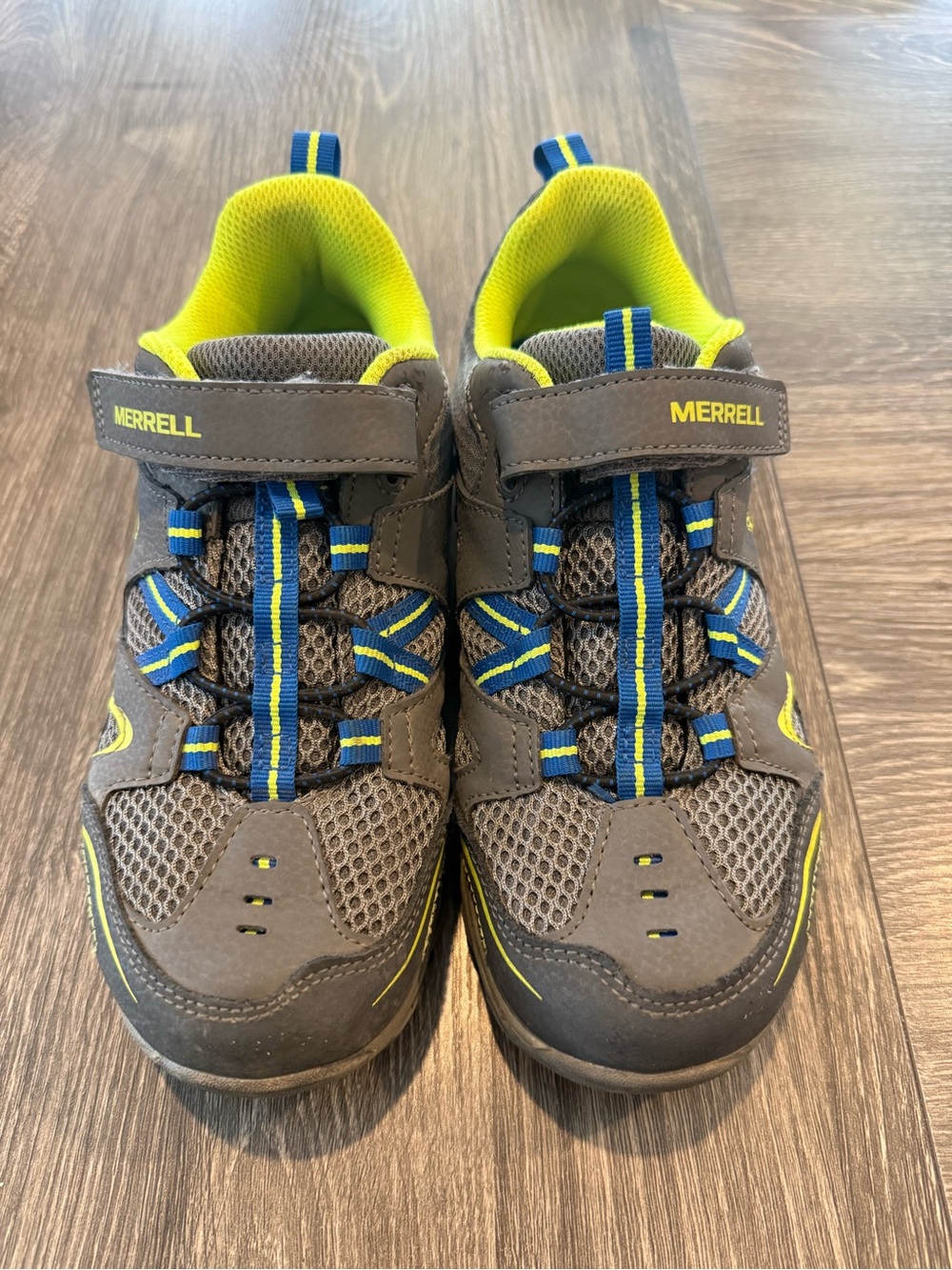 Merrell Kids Gray Hiking Shoes - size 4.5